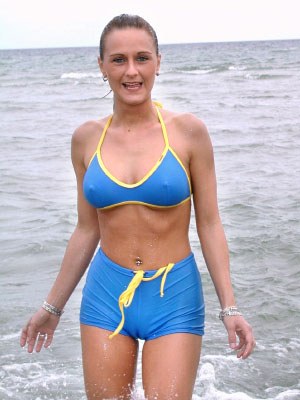 Ольга скобеева фото на пляже скабеева в купальнике